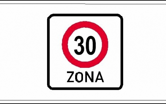 Ātruma ierobežojums Ķelšu, Dzirnavu un Klusā ielā