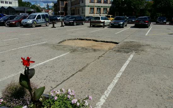 Labo Pilsētas laukuma segumu