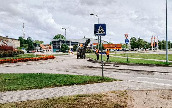 Satiksmes ierobežojumi Sūru ielas aplī