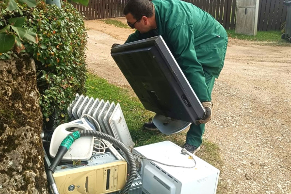 Turpinās nolietoto elektropreču akcija