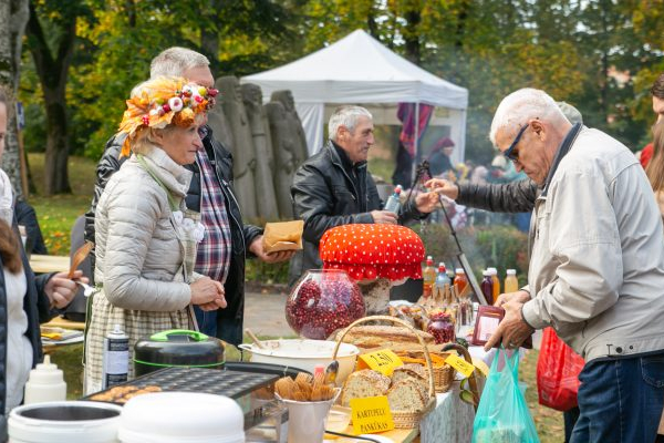Sākusies tirgotāju pieteikšanās Hercoga Jēkaba gadatirgum