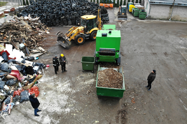 Iegādāta jauna biomasas smalcināšanas iekārta
