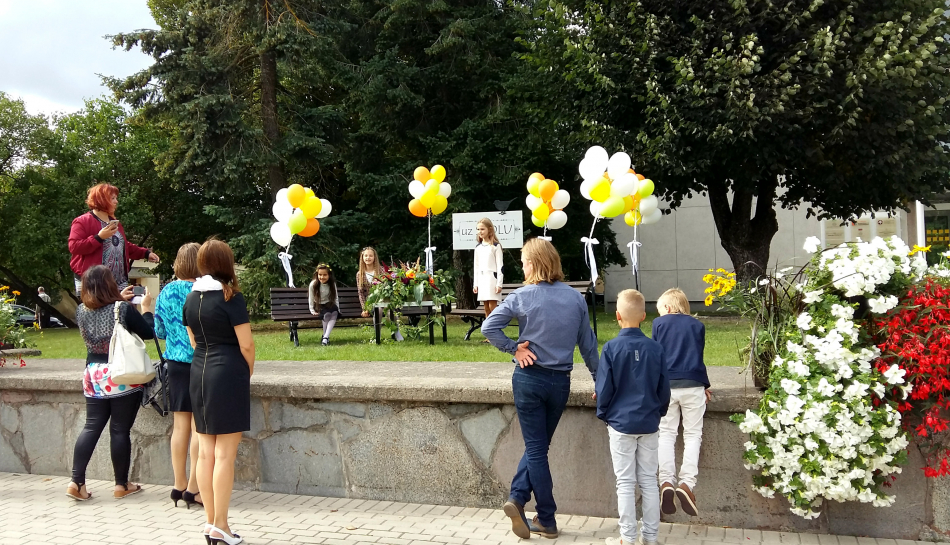 Zinību dienas svētki