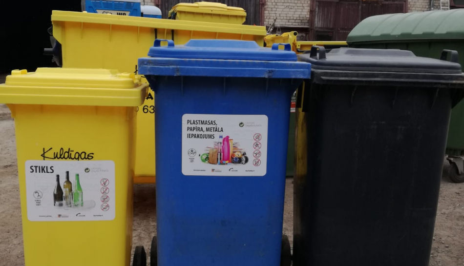 Par izmaiņām atkritumu izvešanas grafikā - jāinformē laicīgi
