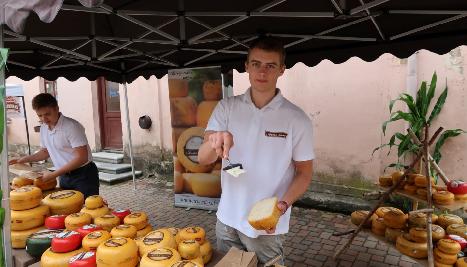 Tirgotāju pieteikšanās tirgum "Dzīres Kuldīgā 2019"