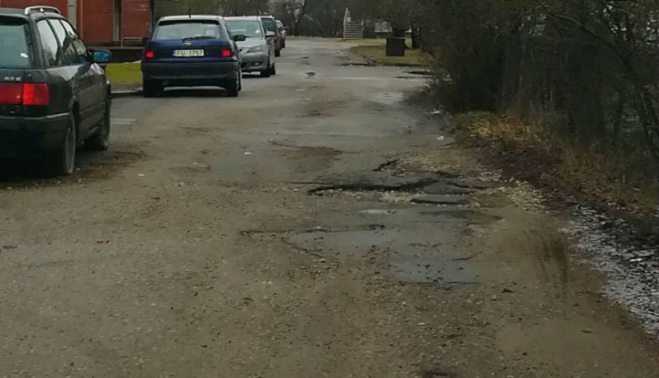 Remontē avārijas bedres